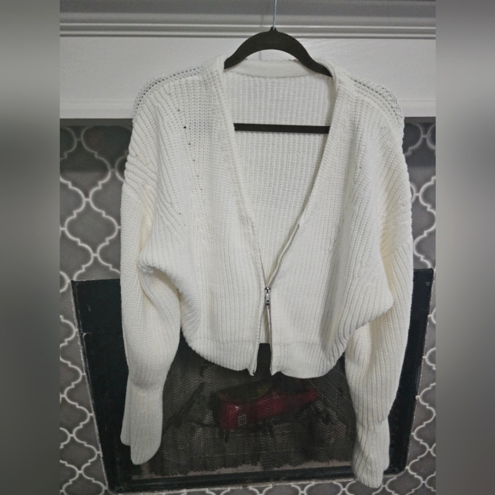 White Double Zipper Knit Sweater